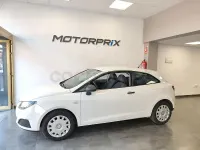 Usado Seat Ibiza SC Reference 70 CV (51 kW) 2010 Blanco Utilitario