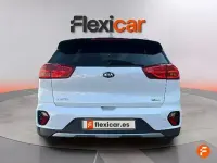 Usado Kia Niro 141 CV (103 kW) 2020 Blanco SUV