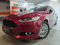 Usado Ford Mondeo Titanium S 240 CV (176 kW) 2015 Granate Berlina