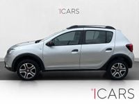 Usado Dacia Sandero 90 HP (66 kW) 2020 Cinzento Sedan