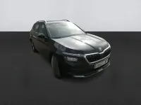 Usado Skoda Kamiq 95 CV (69 kW) 2022 Negro SUV