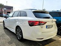 Usado Toyota Avensis Advance 143 CV (105 kW) 2016 Blanco Familiar