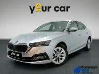 Usado Skoda Octavia Selection 150 CV (110 kW) 2023 Gris / plata Berlina