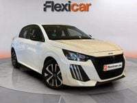 Usado Peugeot 208 Allure 102 CV (75 kW) 2024 Blanco Utilitario