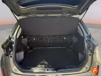 Usado Toyota Yaris Cross Style 116 CV (85 kW) 2022 Gris / plata SUV