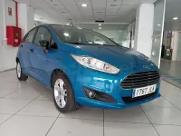 Usado Ford Fiesta Trend 100 CV (73 kW) 2016 Azul Utilitario