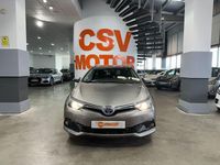 Usado Toyota Auris Hybrid Active 136 CV (100 kW) 2017 Gris Familiar