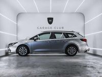 Usado Toyota Corolla Active 140 CV (102 kW) 2024 Gris / plata Familiar