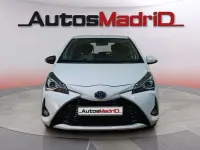 Usado Toyota Yaris Hybrid Active 100 CV (73 kW) 2019 Blanco Utilitario