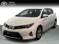 Usado Toyota Auris Active 90 CV (66 kW) 2014 Blanco Berlina