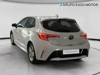 Usado Toyota Corolla Active 122 CV (89 kW) 2022 Blanco Berlina