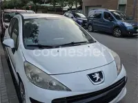 Usado Peugeot 207 70 CV (51 kW) 2009 Blanco Berlina