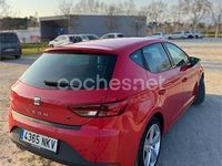Usado Seat Leon FR 125 CV (91 kW) 2014 Rojo Berlina