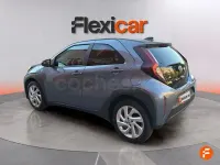 Usado Toyota Aygo X 72 CV (52 kW) 2024 Gris / plata SUV