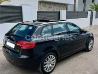 Usado Audi A3 Sportback Attraction 140 CV (102 kW) 2010 Negro Utilitario