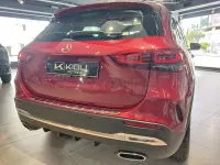 Usado Mercedes GLA200 150 CV (110 kW) 2021 Granate SUV