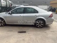 Usado Ford Mondeo Trend 130 CV (95 kW) 2007 Gris / plata Berlina