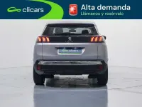 Usado Peugeot 3008 Allure 131 CV (96 kW) 2023 Plateado SUV