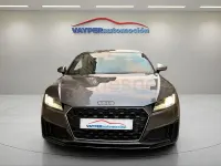 Usado Audi TT S-line plus 197 CV (144 kW) 2019 Gris / plata Coupe