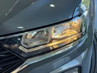 Usado VW T-Roc Advance 110 CV (80 kW) 2021 Gris / plata SUV