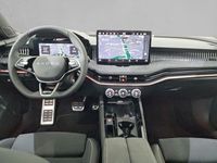 Usado Skoda Superb SportLine 150 CV (110 kW) 2025 Gris Familiar