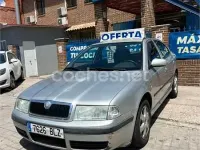 Usado Skoda Octavia 90 CV (66 kW) 2001 Blanco Berlina
