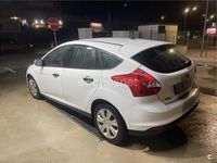 Usado Ford Focus Trend 95 CV (69 kW) 2012 Blanco Berlina