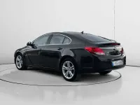Usado Opel Insignia Sport 160 CV (117 kW) 2011 Negro Berlina