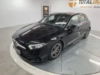 Usado Mercedes A180 116 CV (85 kW) 2018 Negro Berlina