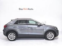 Usado VW T-Roc Life 115 CV (84 kW) 2022 Gris / plata SUV