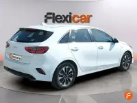 Usado Kia Ceed 100 CV (73 kW) 2024 Blanco Utilitario