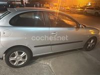 Usado Seat Ibiza Sport 64 CV (47 kW) 2005 Gris / plata Utilitario