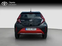 Usado Toyota Aygo X Edition 72 CV (52 kW) 2022 Rojo SUV