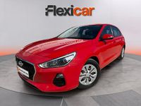 Käytetty Hyundai i30 120 HP (88 kW) 2018 Punainen Sedan