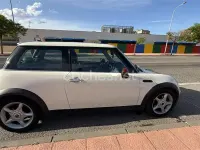 Używany Mini Cooper 116 KM (85 kW) 2006 Beżowy Hatchback