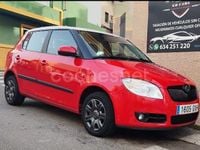 Usado Skoda Fabia 60 CV (44 kW) 2010 Rojo Berlina