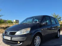 Usado Renault Grand Scénic II Privilege 130 CV (95 kW) 2007 Gris / plata Monovolumen