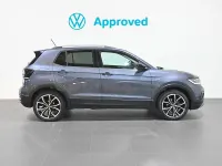 Usado VW T-Cross Sportline 150 CV (110 kW) 2022 Gris / plata SUV