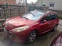 Usado Peugeot 307 110 CV (80 kW) 2006 Rojo Familiar