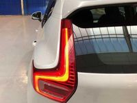 Usado Volvo XC40 Momentum 129 CV (94 kW) 2021 Blanco SUV