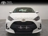 Usado Toyota Yaris Hybrid Active 116 CV (85 kW) 2025 Blanco Berlina