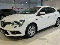 Usado Renault Mégane Business 116 CV (85 kW) 2020 Blanco Utilitario