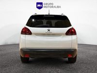 Usado Peugeot 2008 Style 100 CV (73 kW) 2017 Blanco SUV