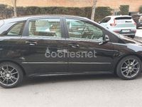 Usado Mercedes B180 109 CV (80 kW) 2011 Negro Monovolumen