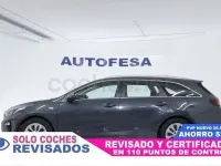 Usado Kia Ceed 120 CV (88 kW) 2019 Gris / plata Utilitario