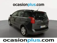 Usado Peugeot 5008 Allure 120 CV (88 kW) 2016 Gris Monovolumen