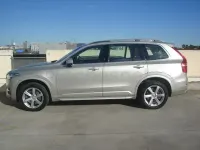 Usado Volvo XC90 Momentum 400 CV (294 kW) 2016 Beige SUV