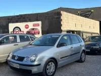 Usado VW Polo Conceptline 63 CV (46 kW) 2003 Gris Utilitario