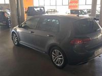 Usado VW Golf VIII Advance 131 CV (96 kW) 2020 Gris Utilitario