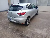 Usado Renault Clio LIMITED 90 CV (66 kW) 2016 Gris Utilitario